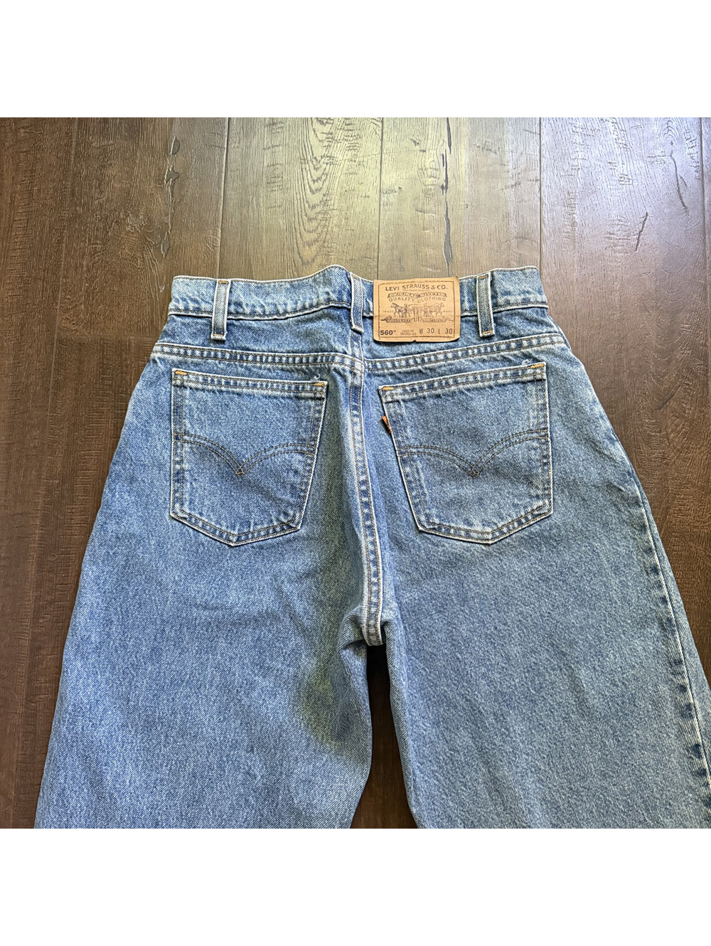 Vintage 1995 Levi’s 560 Loose Fit Tapered Jeans 30x30 Light Wash 90s